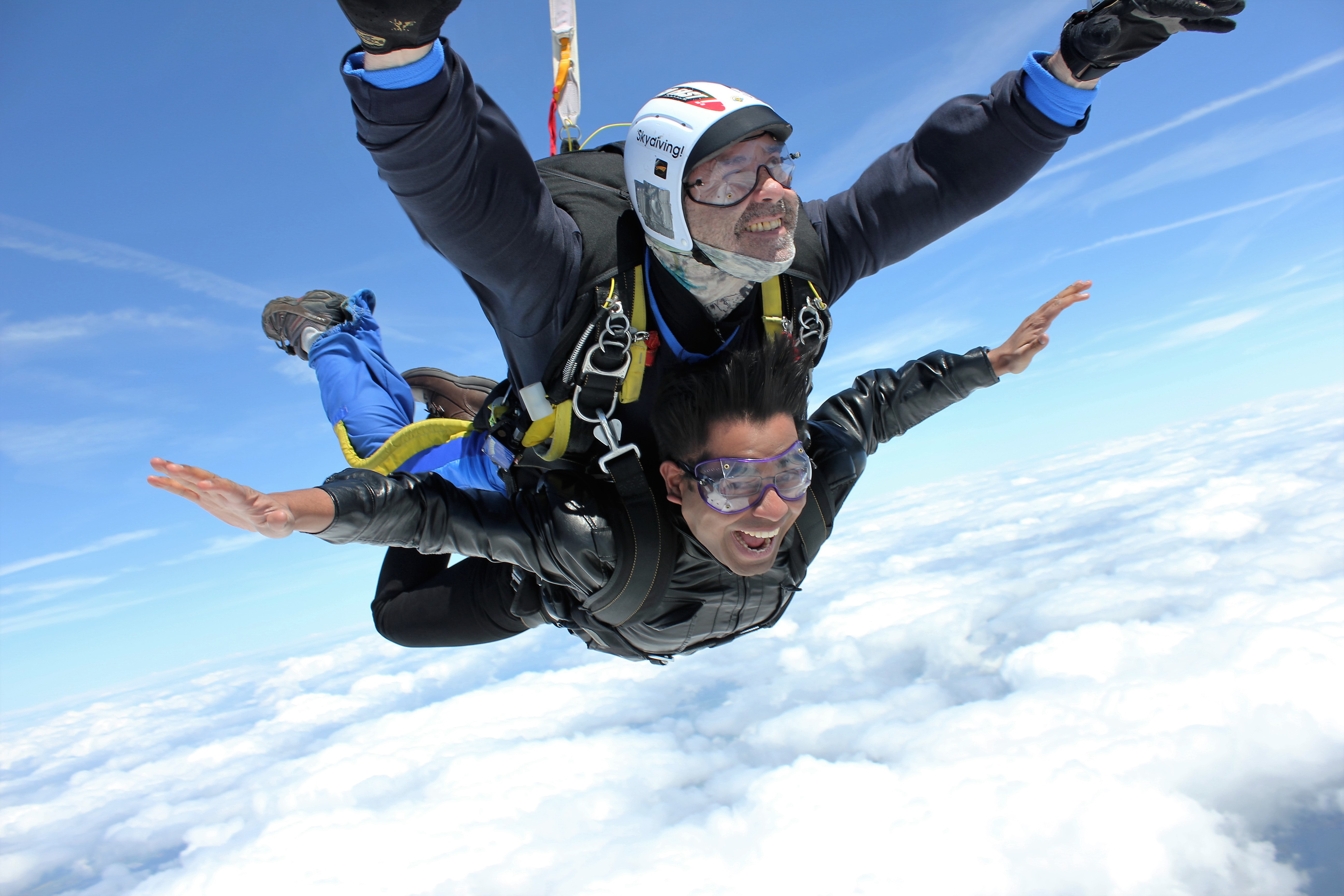 Exercice Corrigé Saut En Parachute Physique